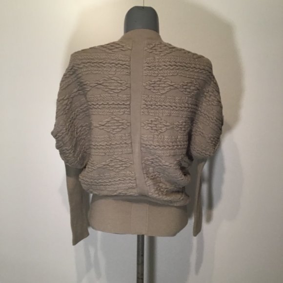 Women's Cable Knit Sweater - Tan - Picture 3 of 14